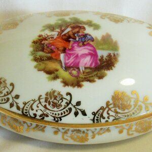 Limoges Dresser Dish, Fragonard’s ‘The Happy Lovers’ Design, Gold Gilt Trim J545